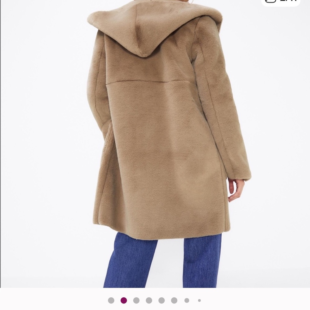 Zara reversible faux fur Hooded Coat - Picture 5 of 11